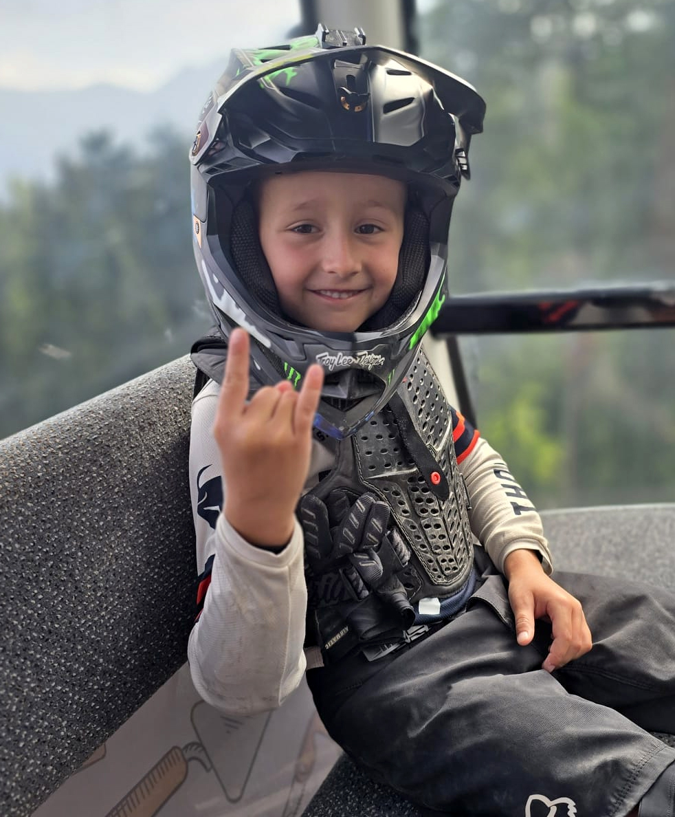 Mountain Athletes | VINCE GEMPERLE